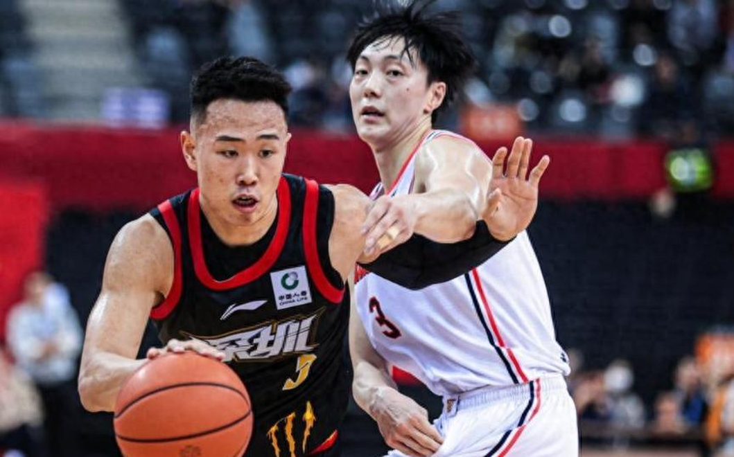 包含冲刺阶段CBA常规赛焦点战；瓦伦西亚外线爆发；信心回归；身体对抗强度拉满的词条-英雄联盟竞猜